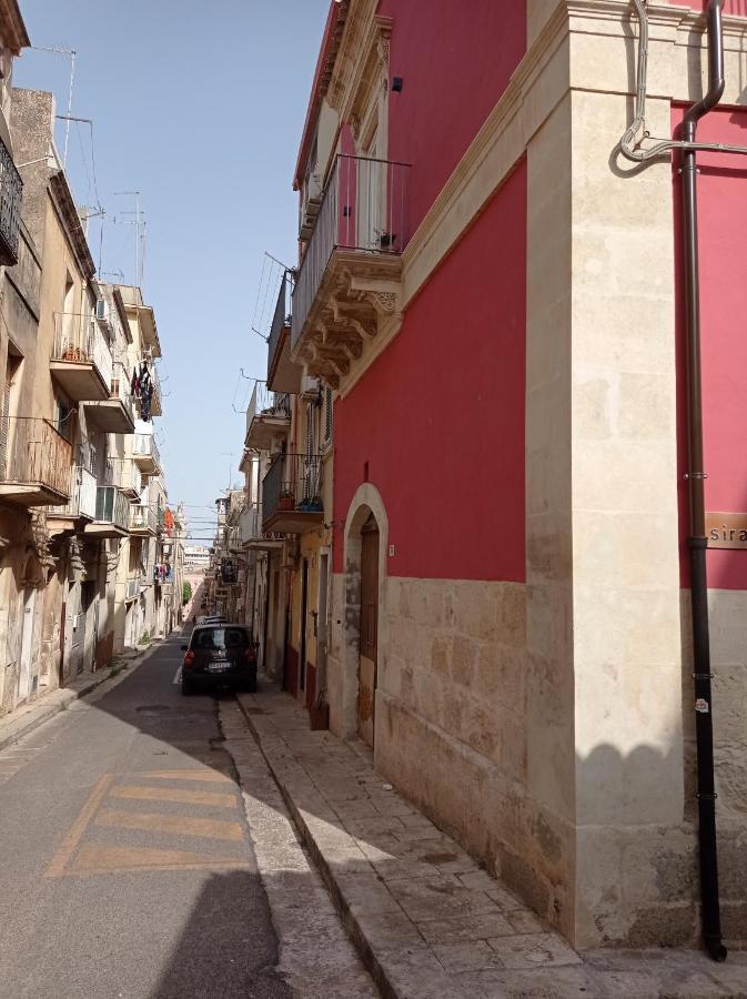 Locazione Turistica Da Enzo E Maria Apartment Ragusa Exterior photo